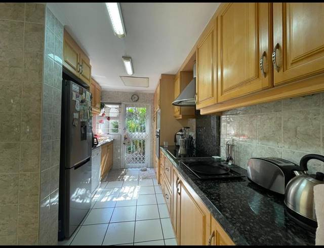 3 BEDROOM TOWNHOUSE FOR SALE IN UMGENI PARK